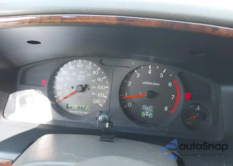 1998 Infiniti Qx4 z USA, uszkodzony, nr VIN JNRAR05Y5WW030934